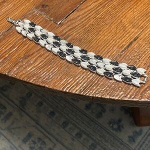 Coro thermoset Black and White Leaf Bracelet. Missing 9 cabochons